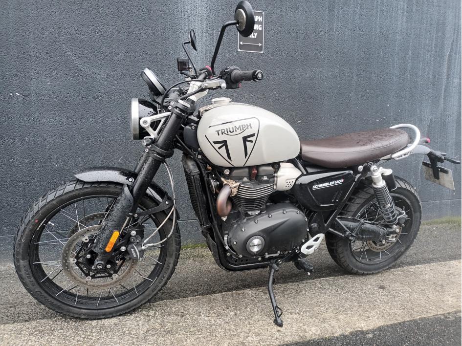 TRIUMPH SCRAMBLER 1200