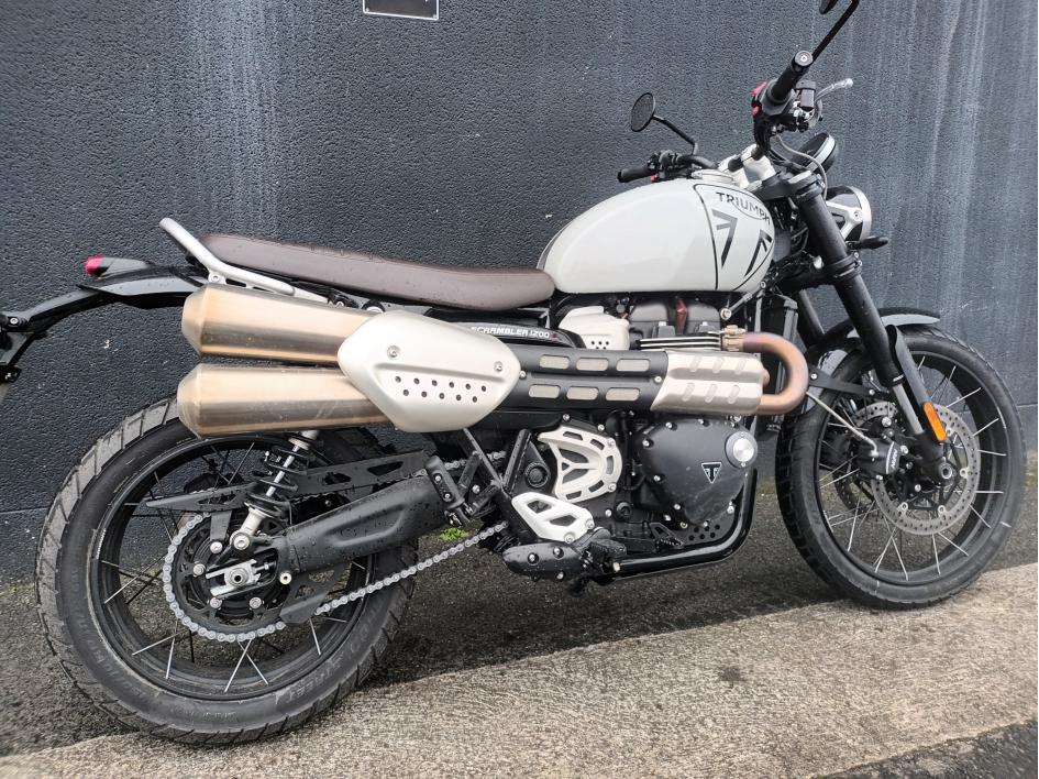 TRIUMPH SCRAMBLER 1200