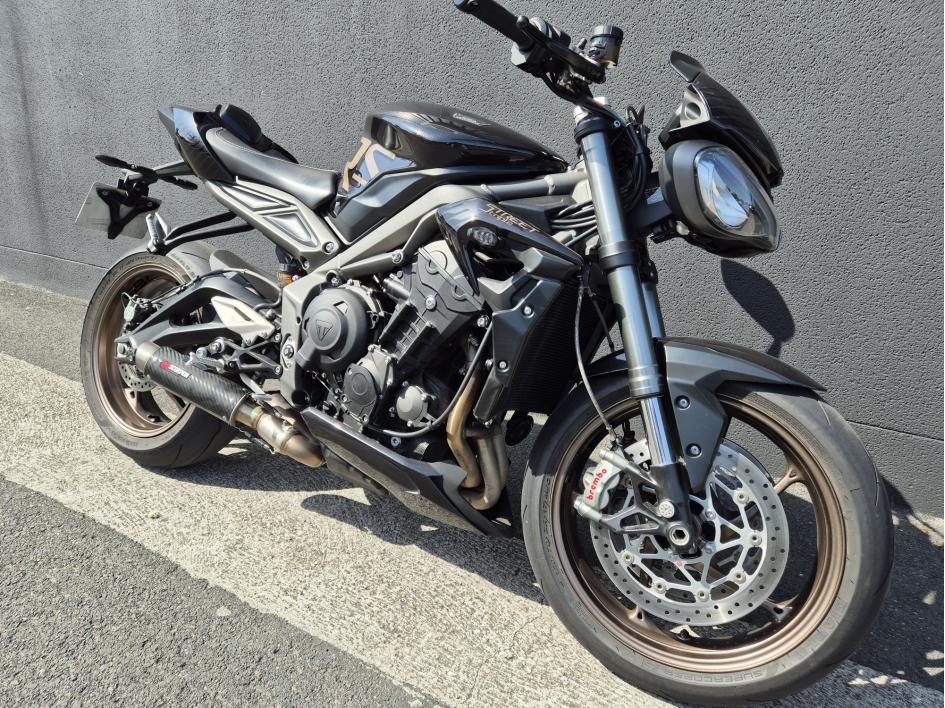 TRIUMPH STREET TRIPLE 765 RS