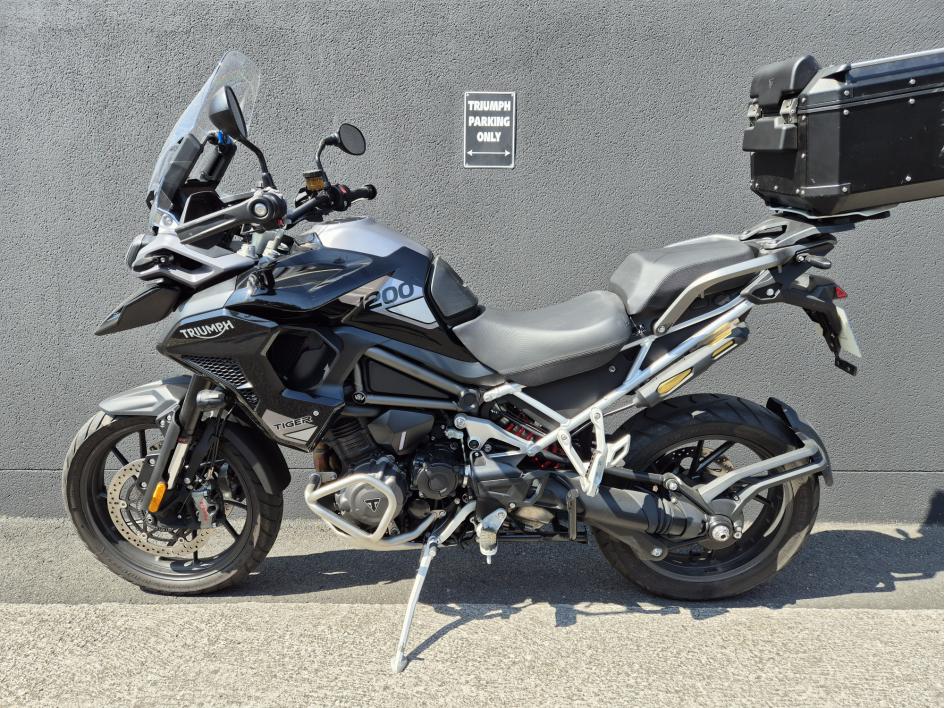 TRIUMPH TIGER 1200 GT PRO