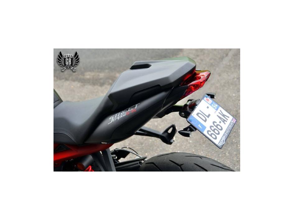 Street Triple 