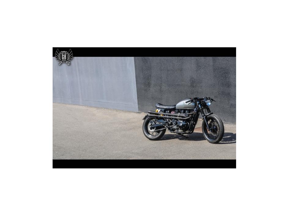 Thruxton 